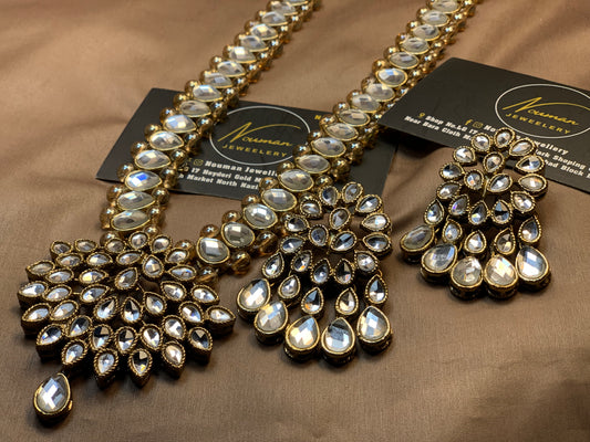 Exquisite Kundun Long Mala Pandant With Gorgeous Look Earring Set.