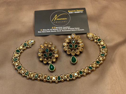 Emerald Green Kundan Pearl Necklace Set