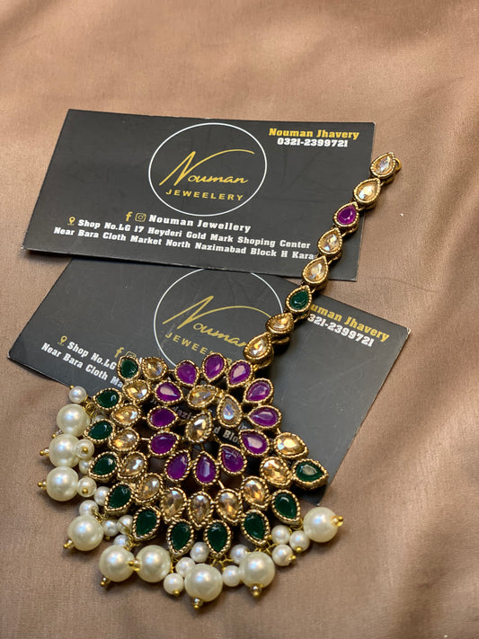 Exquisite Multi Kundun Gorgeous Stylish Matha Tikka