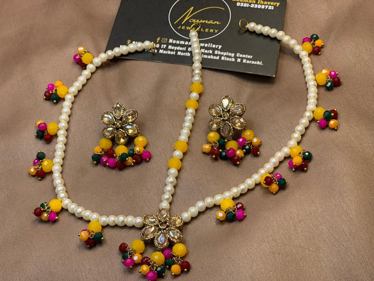 Kids Multicolor Matha Patti & Stud Set