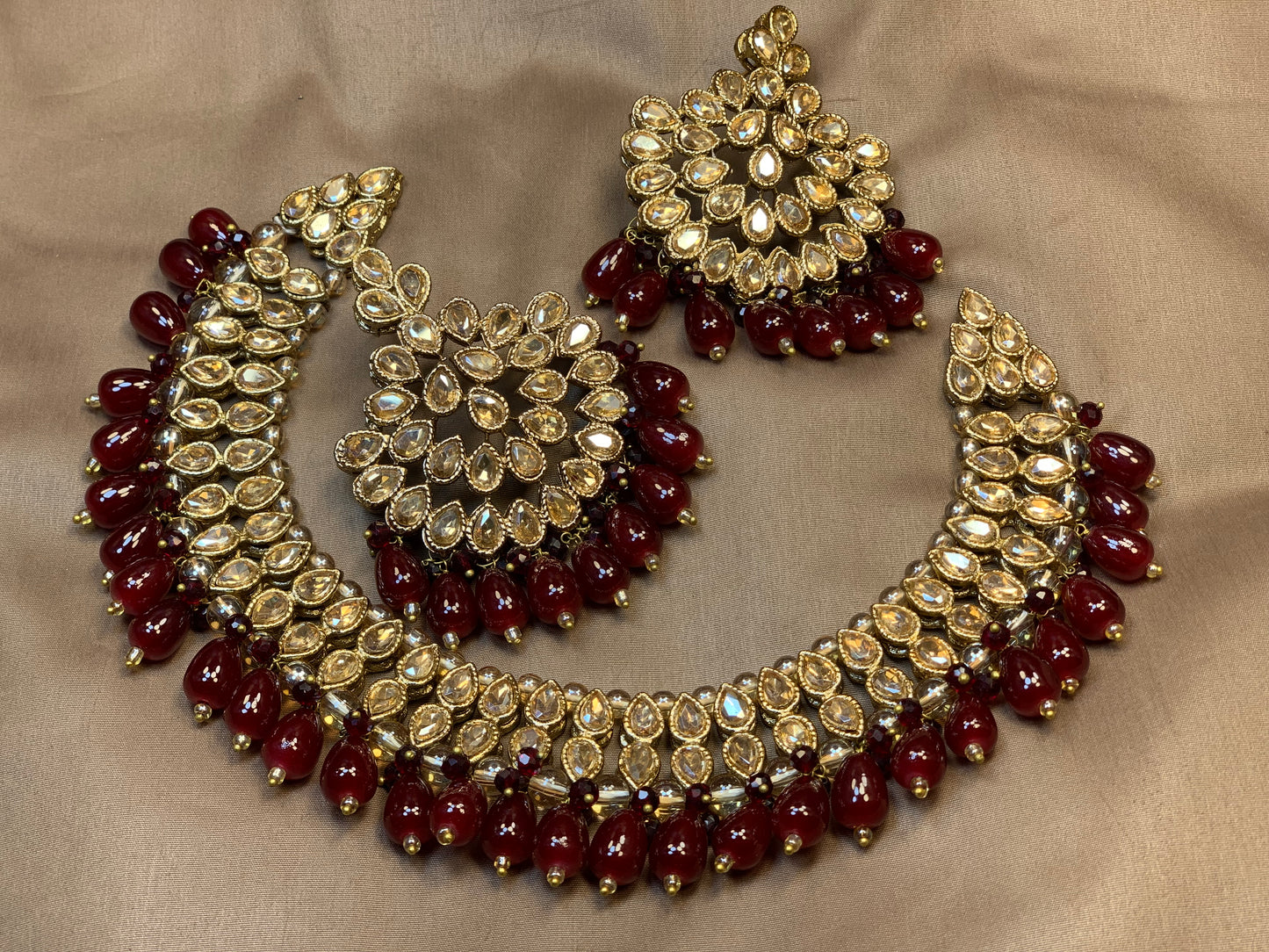 Champagne Gold Pear Elegant Timeless Maroon Necklace Earrings Set