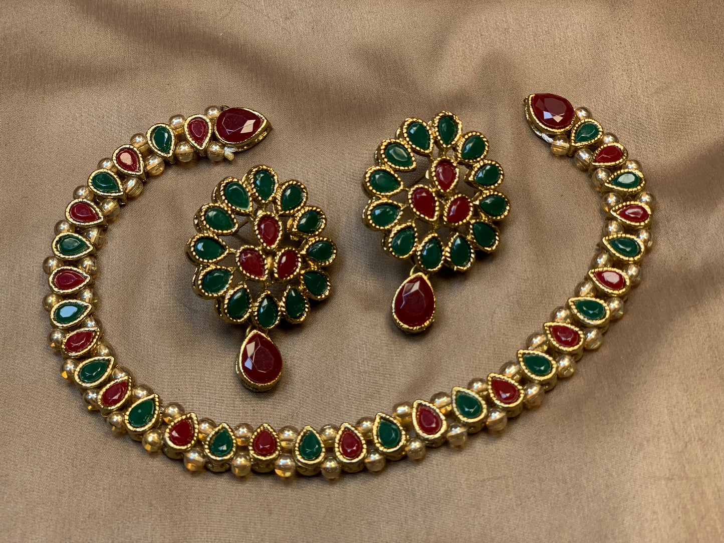 Kundan Pearl Necklace Set Maroon Green