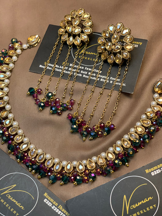 Royal Kundan Elegance ✨
A stunning combination Sea green and rich dark magenta/wine,Jewellery Set