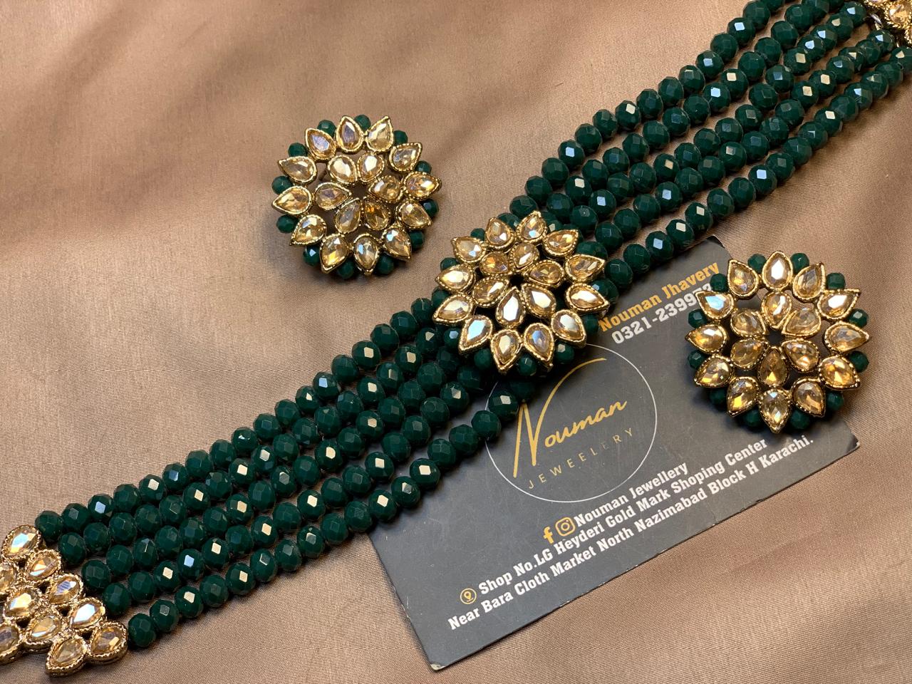 Emerald Green Kundan Necklace Set
