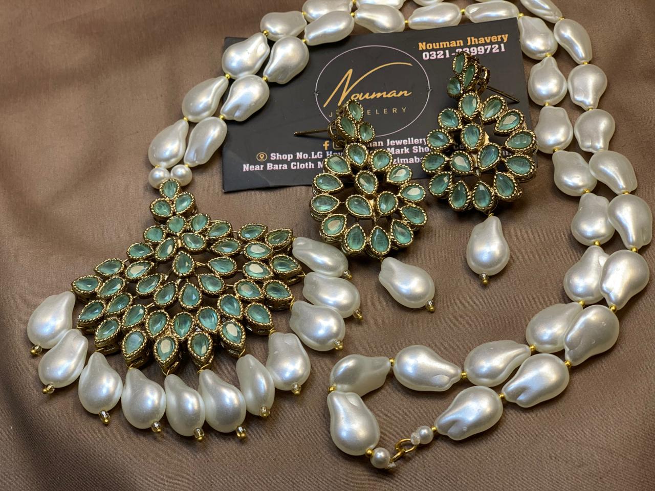 Mint Pendant Set