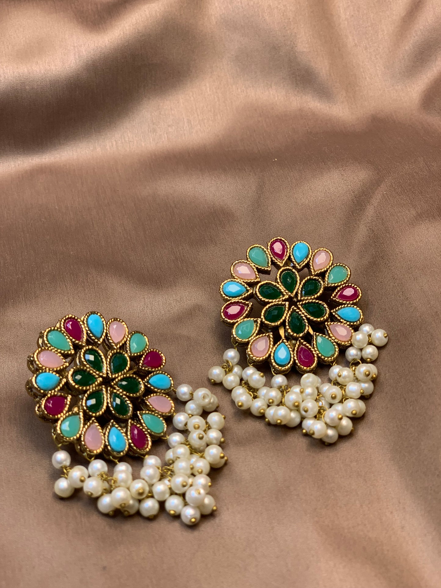 ✨ Kundun Multi Solid Stone With Pearls Classy Jewellery  Earring Set ✨