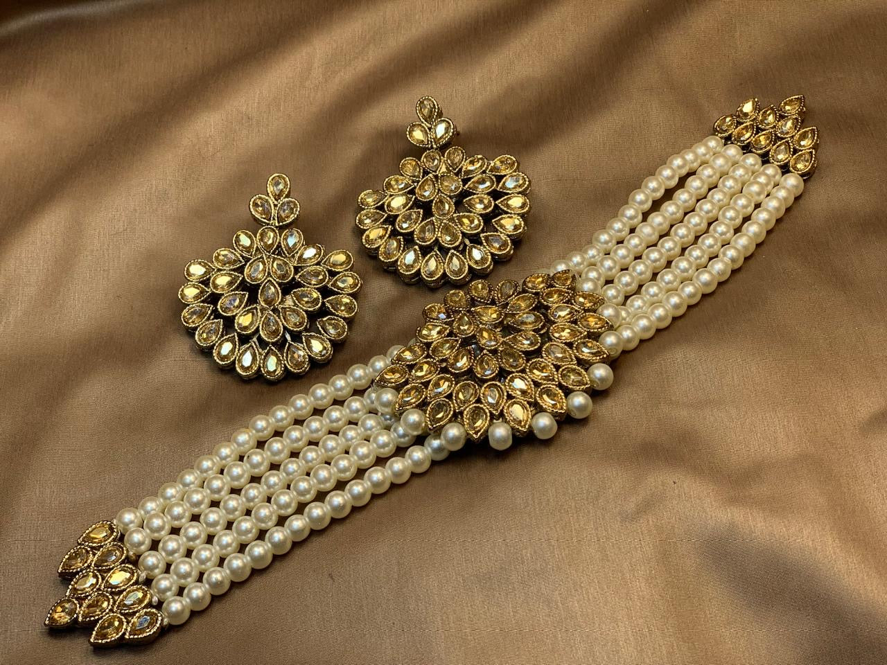 Kundan Champagne Zircon Pearl Choker Party Wear Set