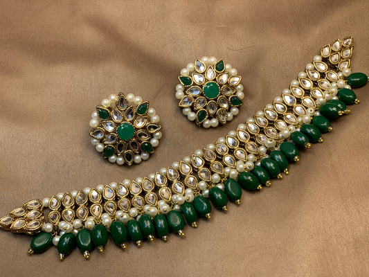 Exquisite Kundun Emerald Green Choker Set