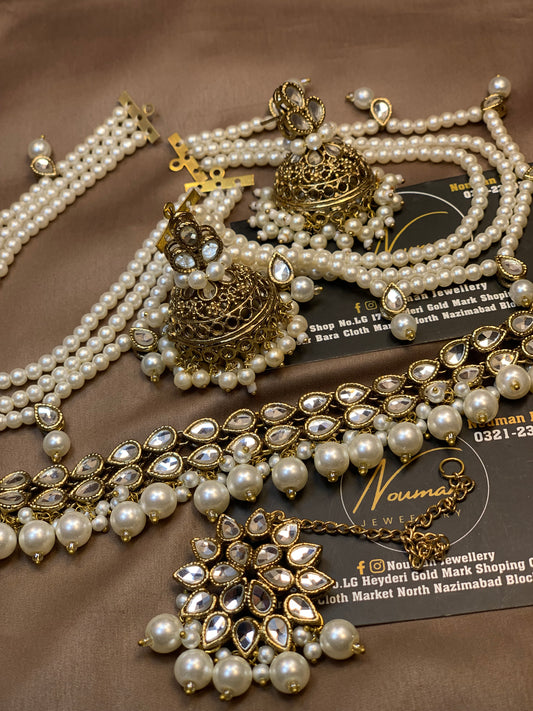 Exquisite Kundun Choker Set with Sahara With Pearl