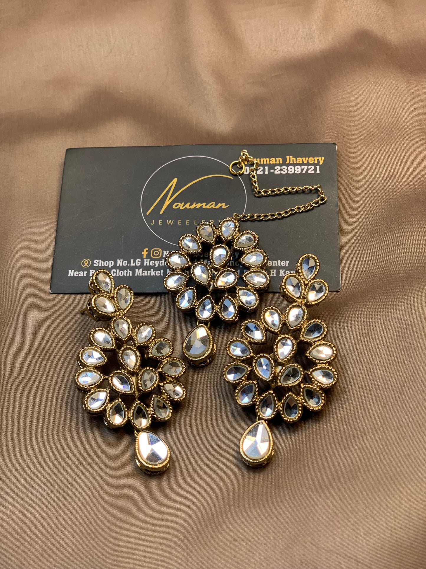 ✨Exquisite kundun Classy Jewellery Earrings Tikka  Set ✨