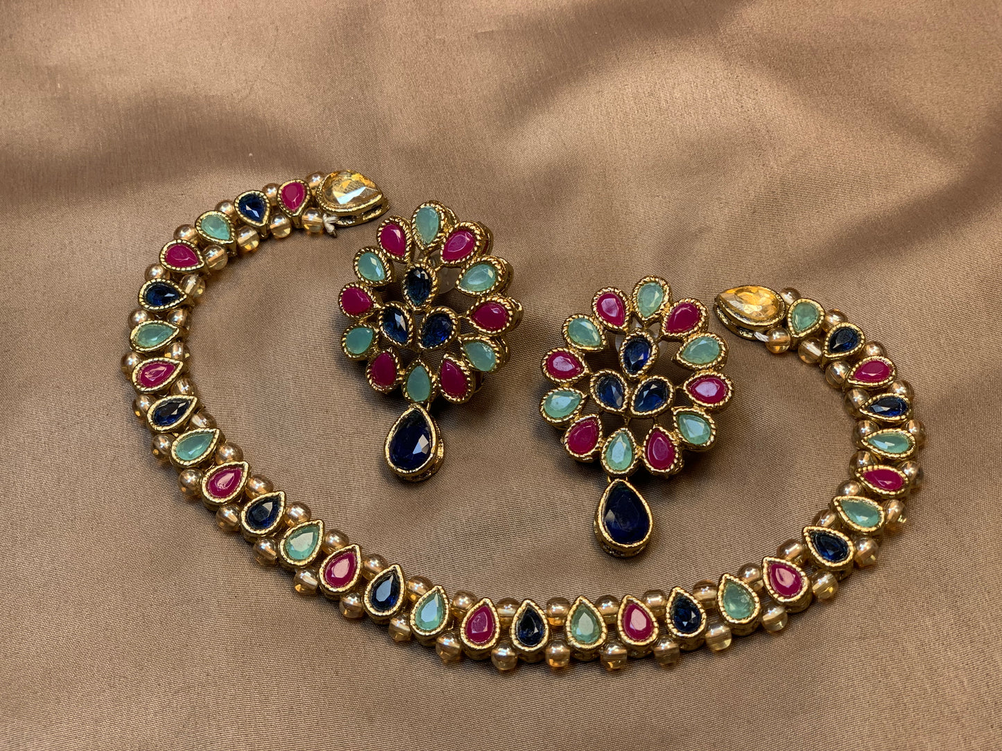 Multicolor Kundan Pearl Necklace Set