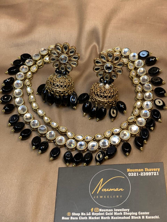 Kundan Black Bead Necklace Set