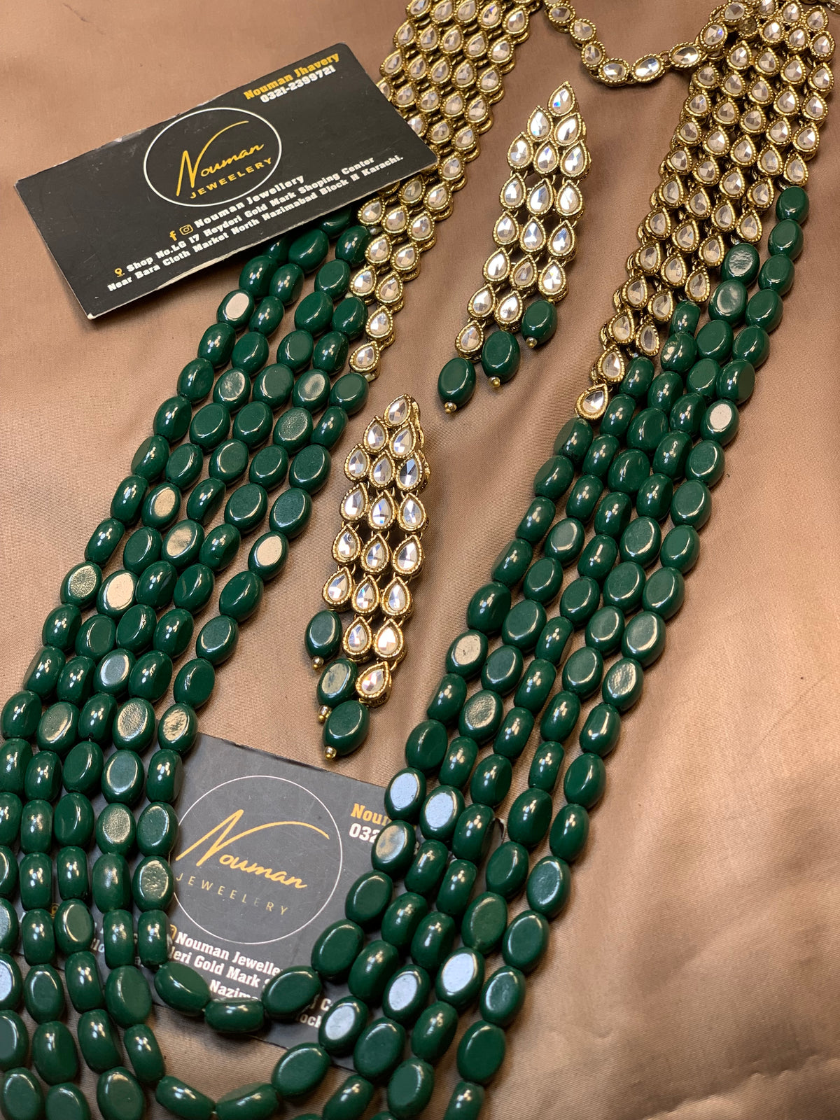 Exquisite Emerald Kundun Royal Mala Set