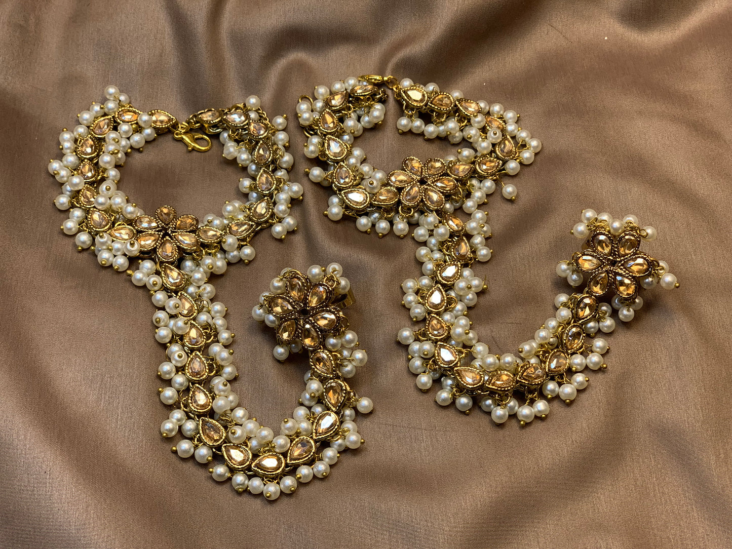 Royal Pearl Zircon Champagne Ring Bracelet – Hath Phool