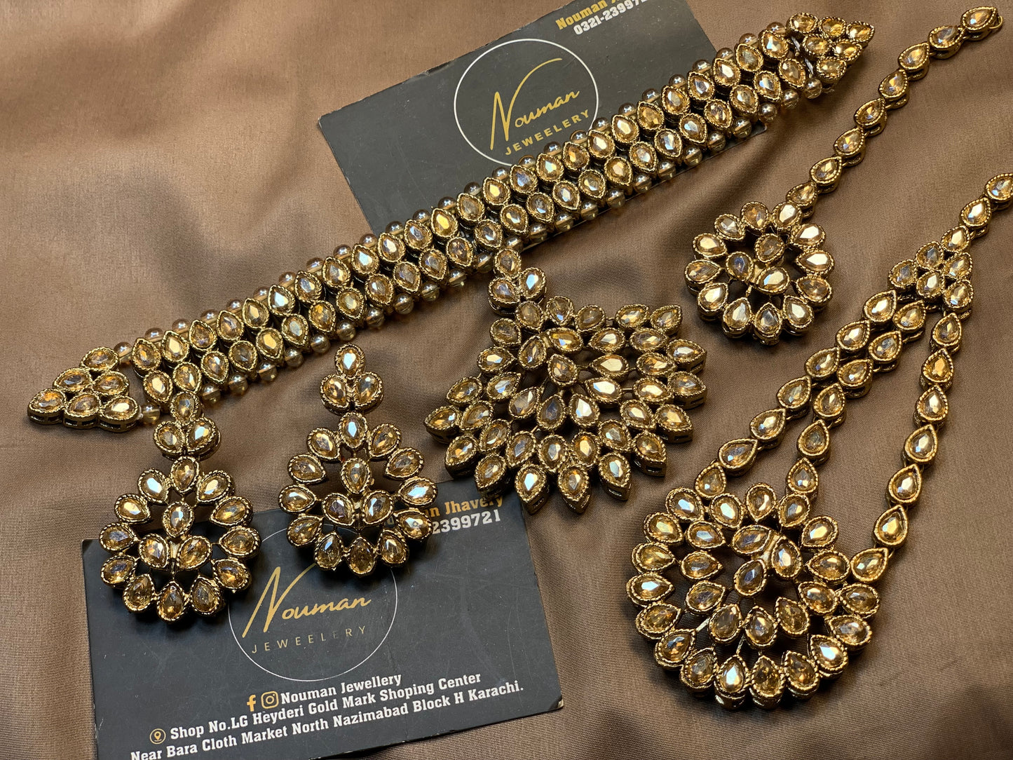 Kundan Champagne Gold Elegant Necklaces Earring Tikka jhumer Bridal Sets