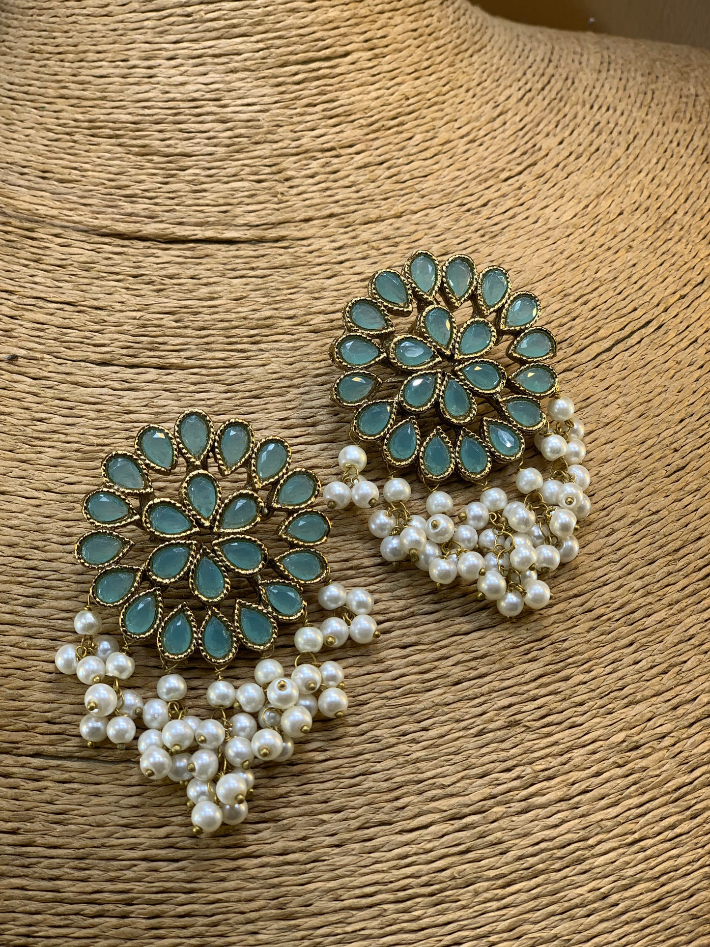 ✨ Kundun Multi Solid Stone With Pearls Classy Jewellery  Earring Set ✨
