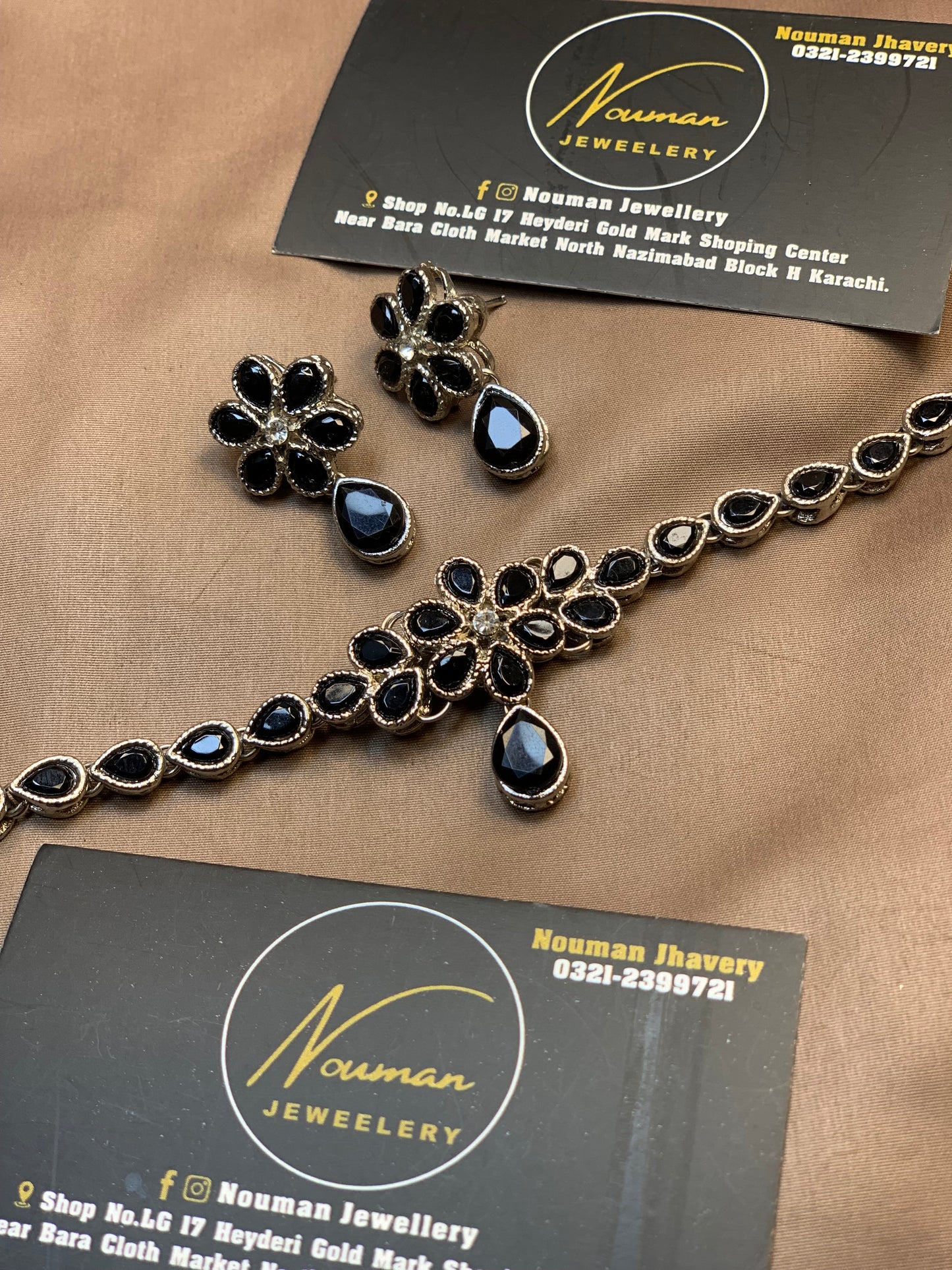 Royal black Floral Stone Jewellery Set