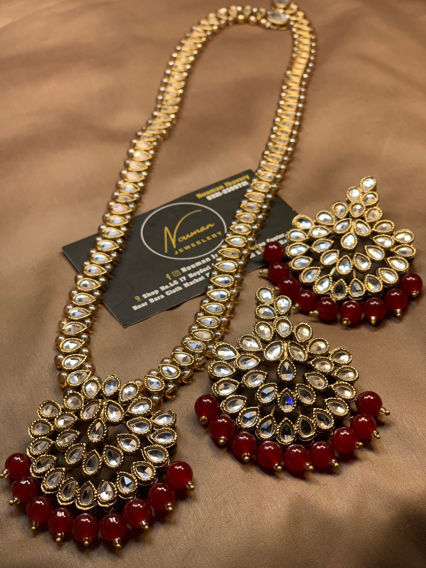 Classy Kundan Long Mala Pandant Jewellery Set