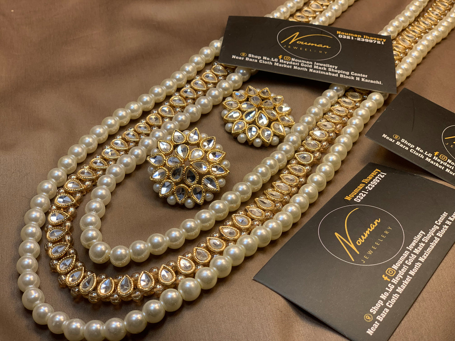 Kundun Gorgeous Primium Look Long Mala Jewellery Set With Pearl