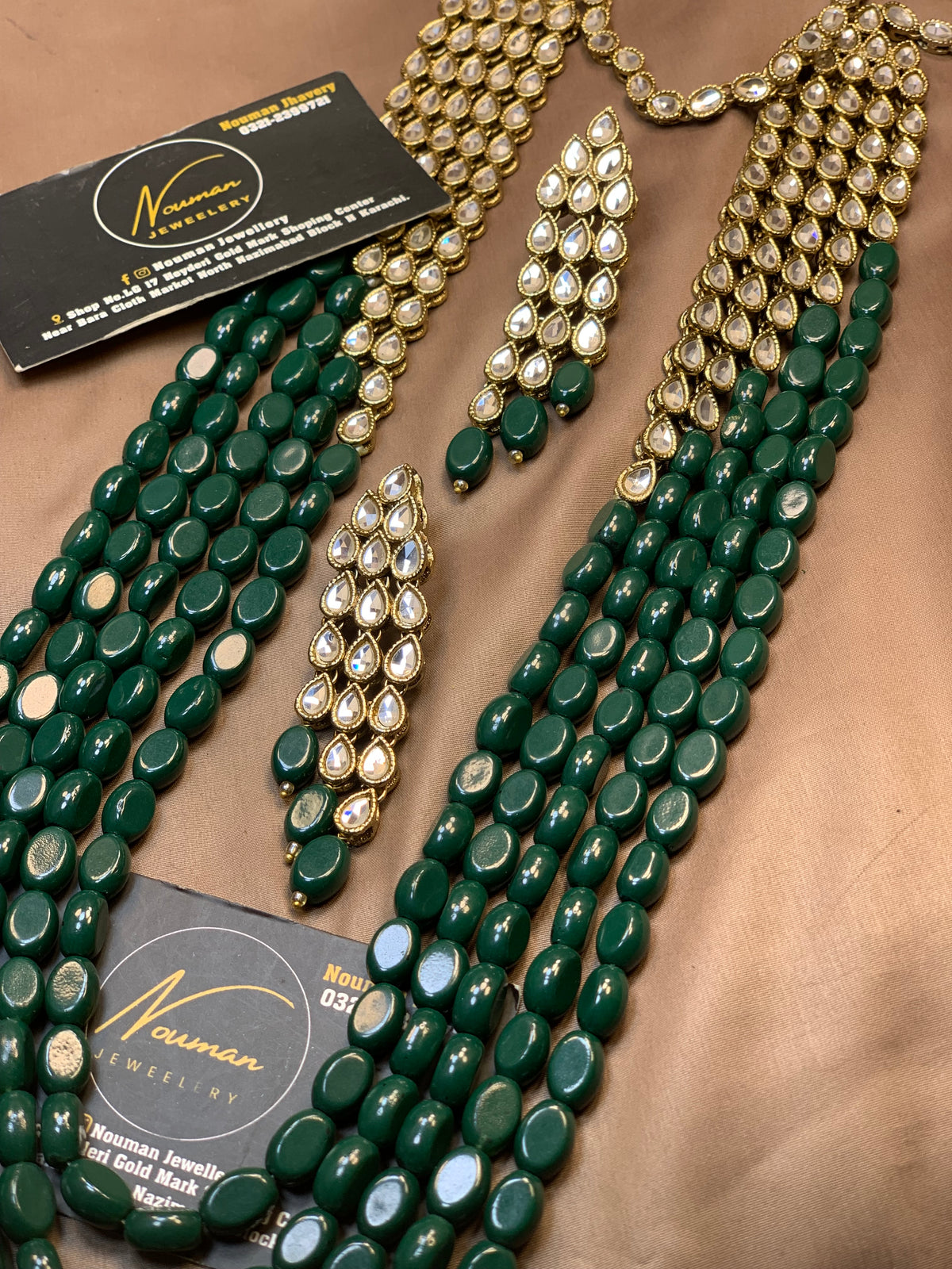 Exquisite Emerald Kundun Royal Mala Set