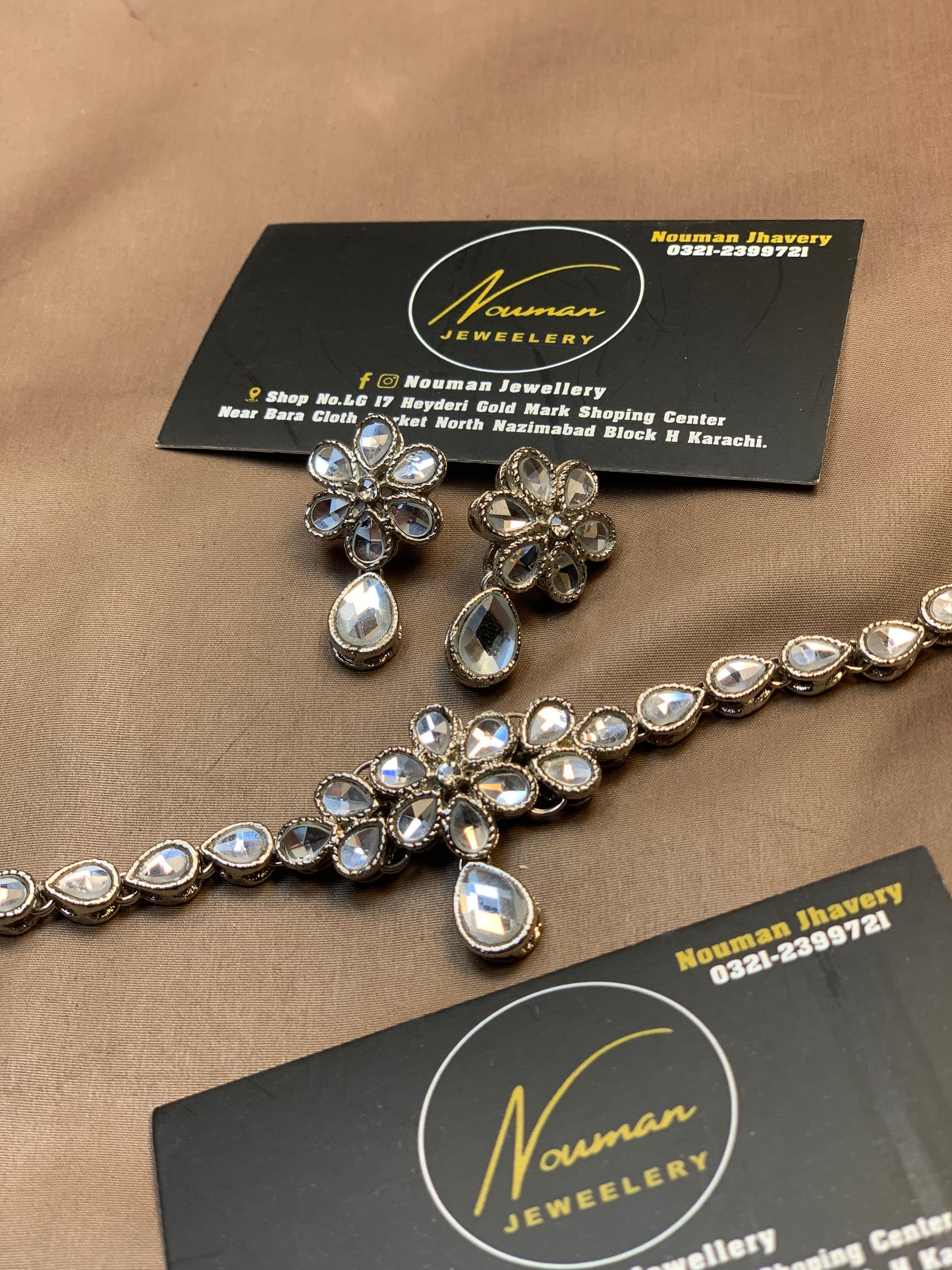 Royal Silver Glorious Floral Stone Jewellery Set