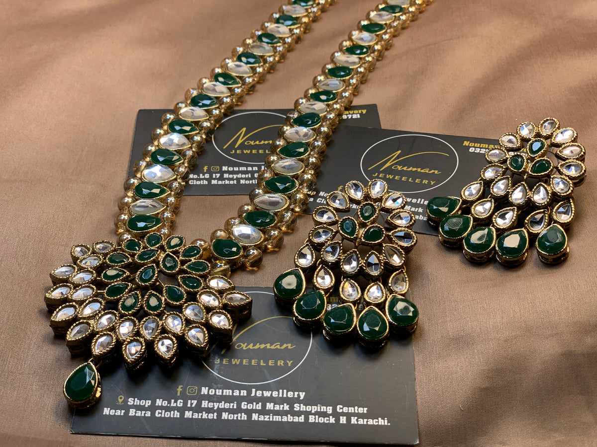 Gorgeous Look Kundun Emerald Long Mala Pendant Set
