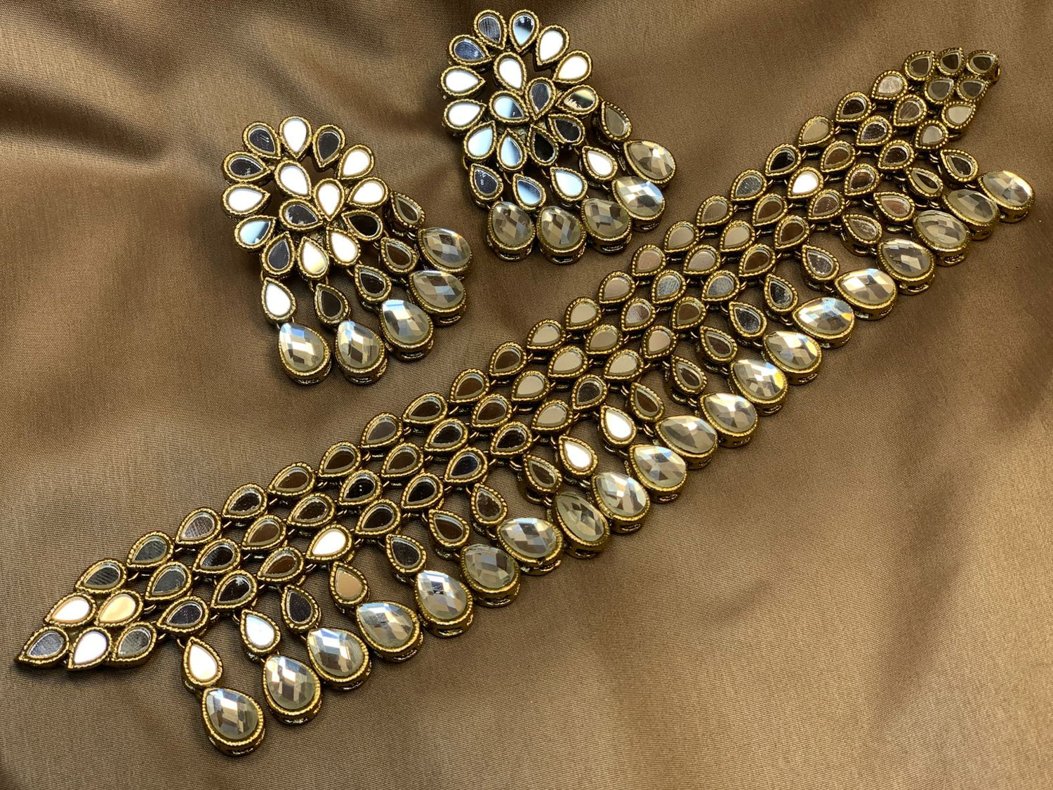 Choker Sets